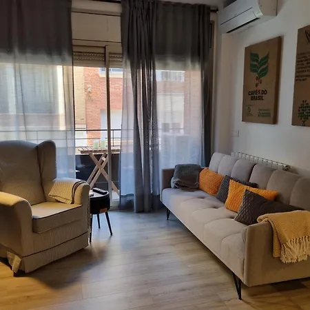 Qehome Confort Y Parquing En El Centro De Manresa Buitenkant foto
