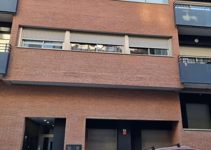 Qehome Confort Y Parquing En El Centro De Manresa
