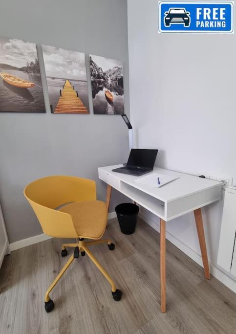 Apartment Qehome Confort Y Parquing En El Centro De