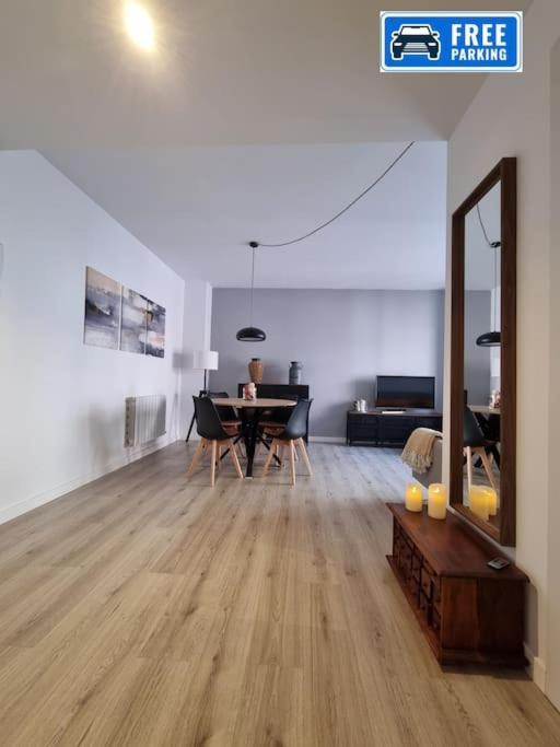 Apartament Qehome Confort Y Parquing En El Centro De *