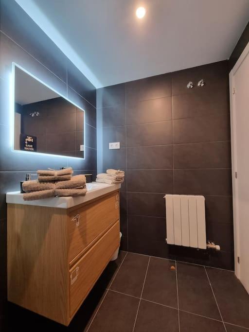 Apartment Qehome Confort Y Parquing En El Centro De Manresa