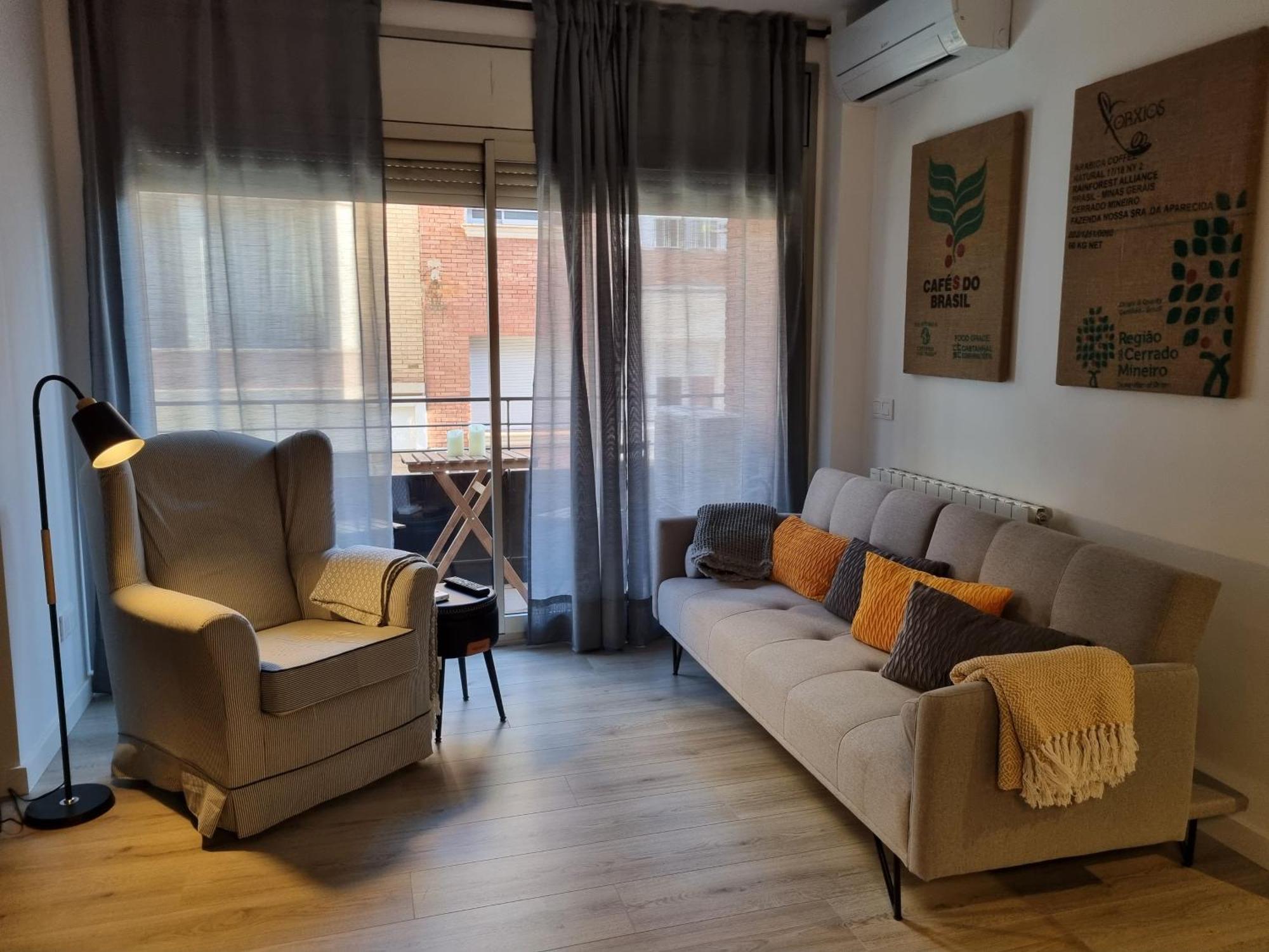 Qehome Confort Y Parquing En El Centro De Apartment